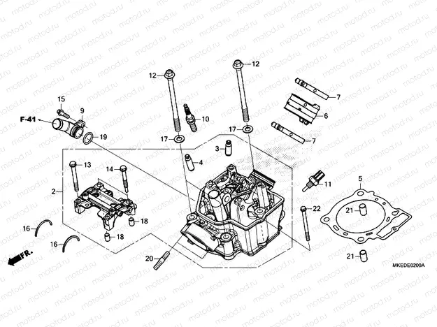 E-2 CYLINDER HEAD