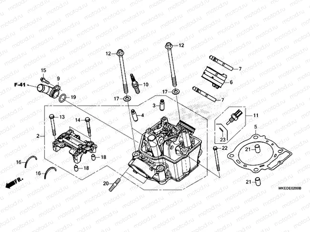 E-2 CYLINDER HEAD