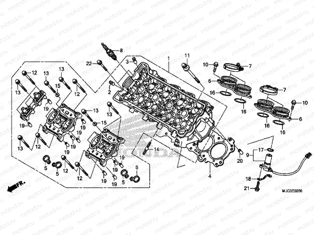 E-2 CYLINDER HEAD
