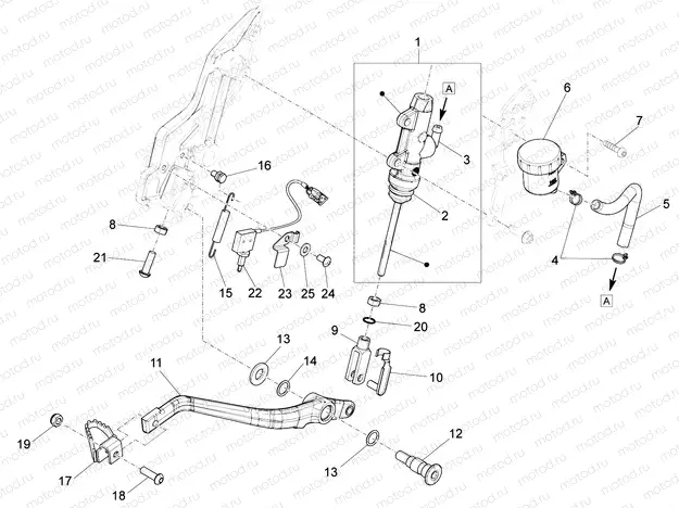 Rear master cylinder